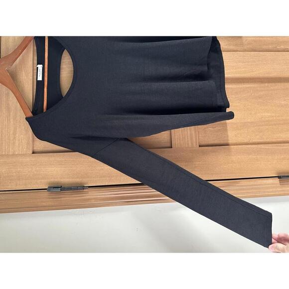 Rag & Bone Black Long Sleeve with Keyhole Cutout Back Women’s size Small - Picture 2 of 10